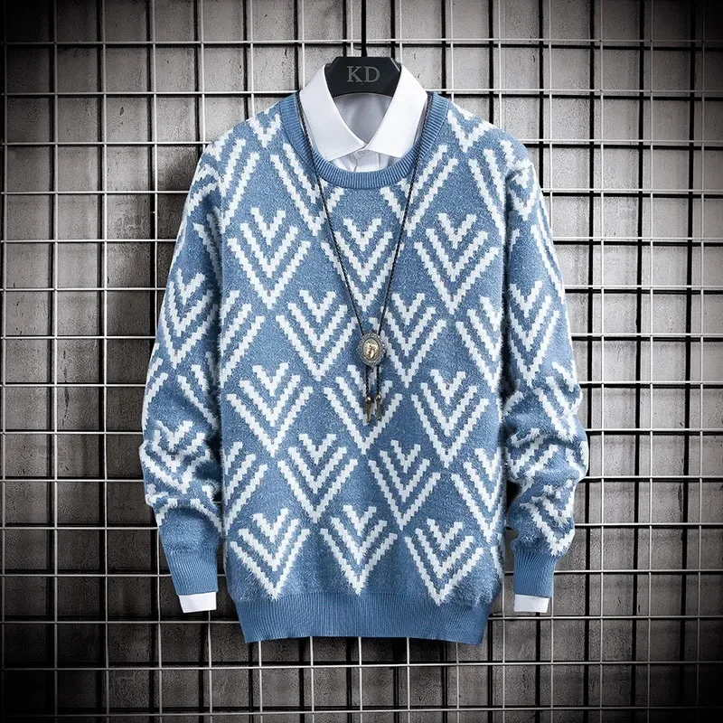 Fashionable and Comfortable Feeling: Pairing Loose and Casual Printed Sweaters for Men in Autumn