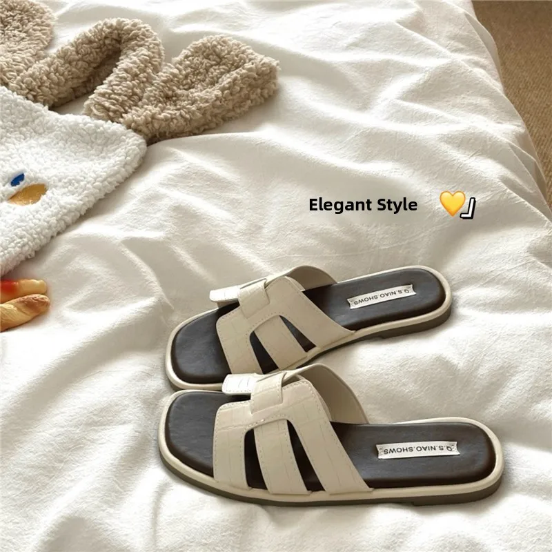 

Laid-back Leather Surface Slippers Women's Summer Holiday Anti-slip Breathable Flat Heel Sandals Korean Style Hollow out Design