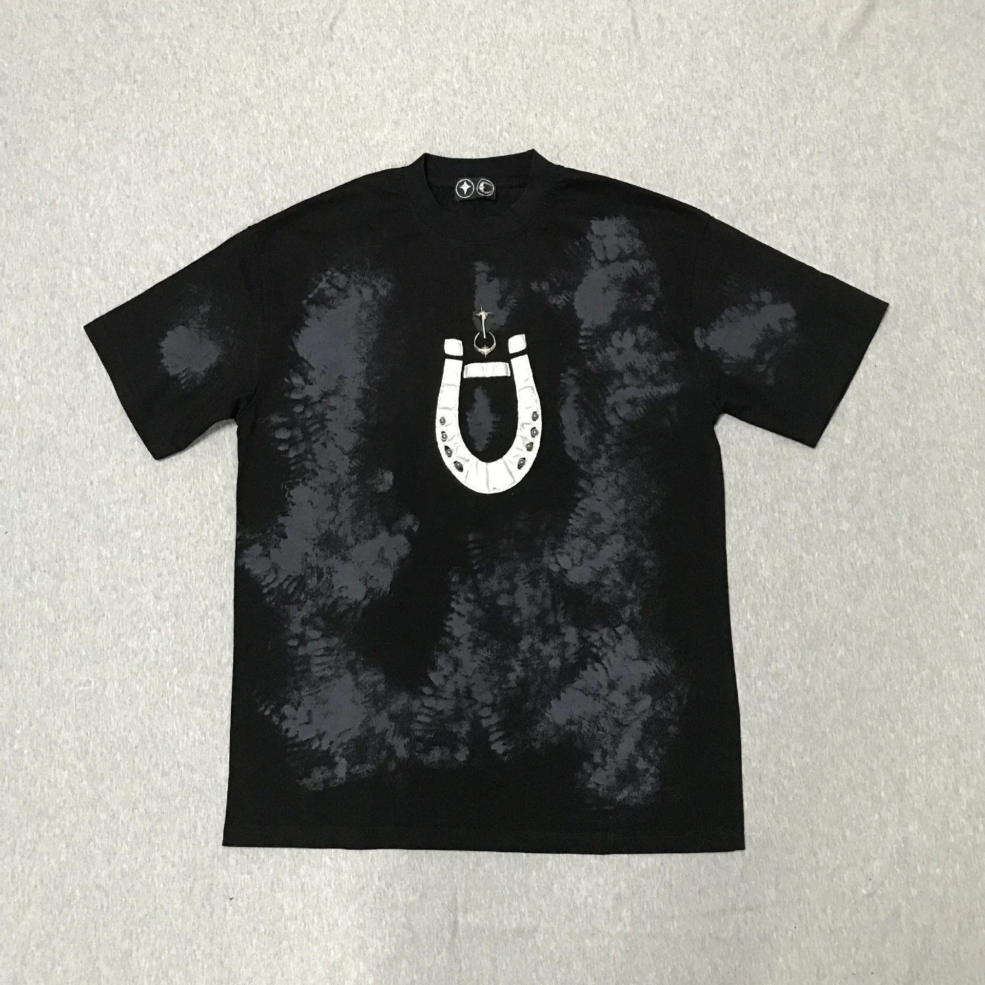 Thug Club x Star Moon collaboration- Horse Hoof Rivet Metal Applique Dyeing- Versatile short-sleeved