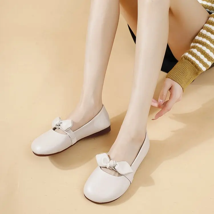 Women's Breathable Slip-on Stylish Pumps Embellished with Flat Comfortable Bows Look Slimming and Elongating Slip-On Adult