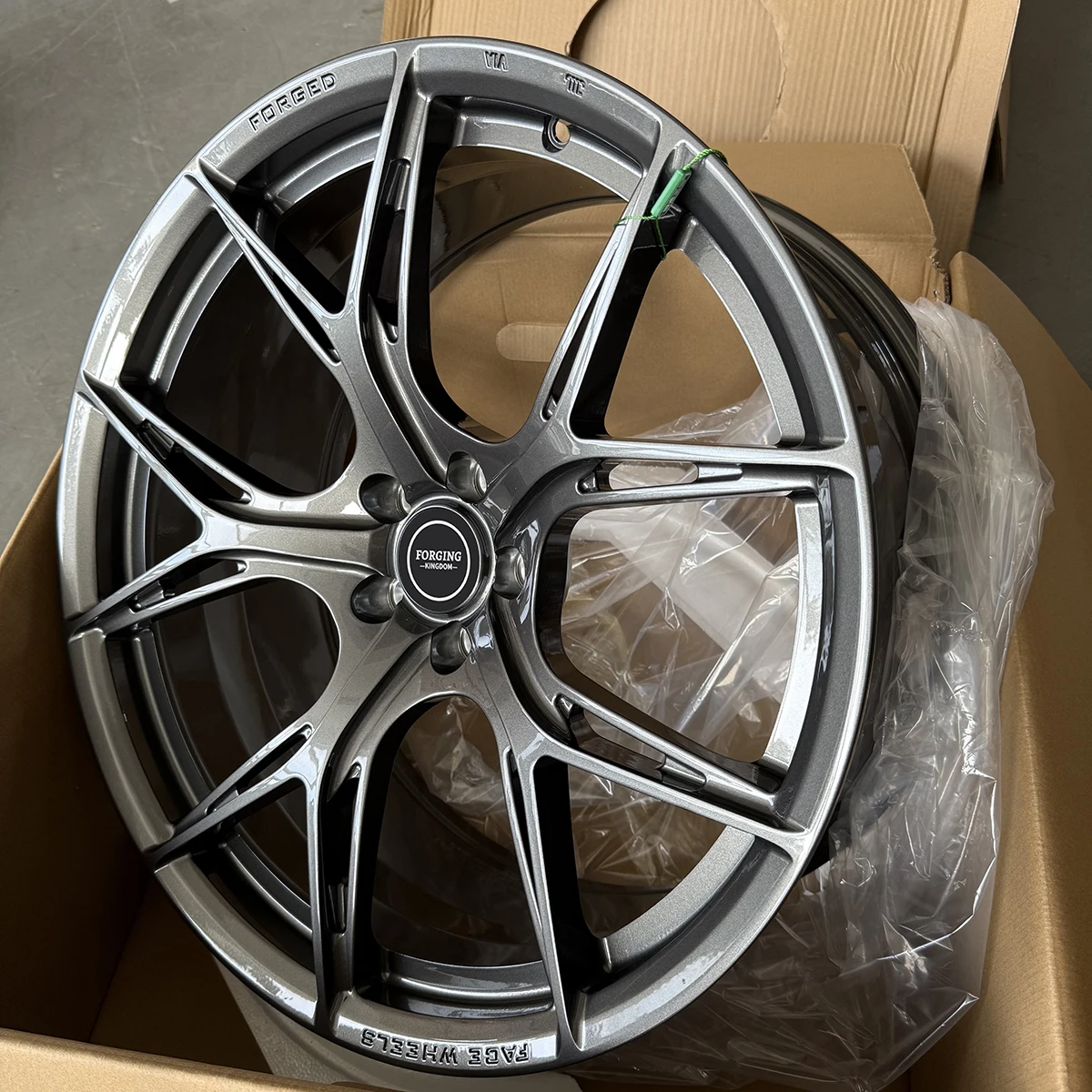 High Quality FORGING KINGDOM LQ 6061-T6 Aluminum Alloy Multi Spoke Wheels 17-26 Pulgadas 5*112 5*114.3 5*120 20mm/30mm New