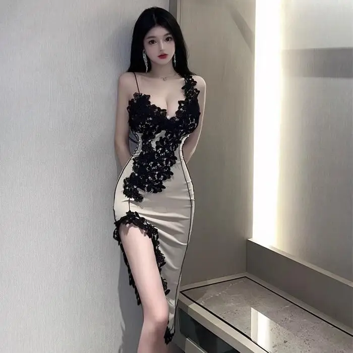 

Women's Sexy Suspender Princess Style Spliced lace Midi Dress