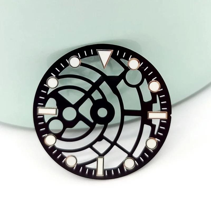 

Skeleton Dial DIY Mechanical Strong Luminous BGW9 Dial 28.5mm for NH36/NH35/NH70 Movement Nh70 Dial Watch Accessories