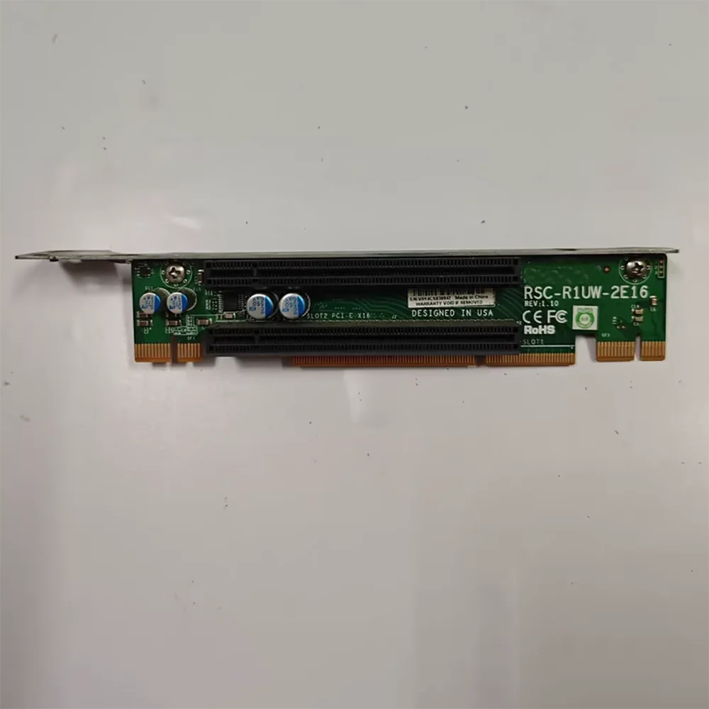 Tarjeta adaptadora de servidor RSC-R1UW-2E16