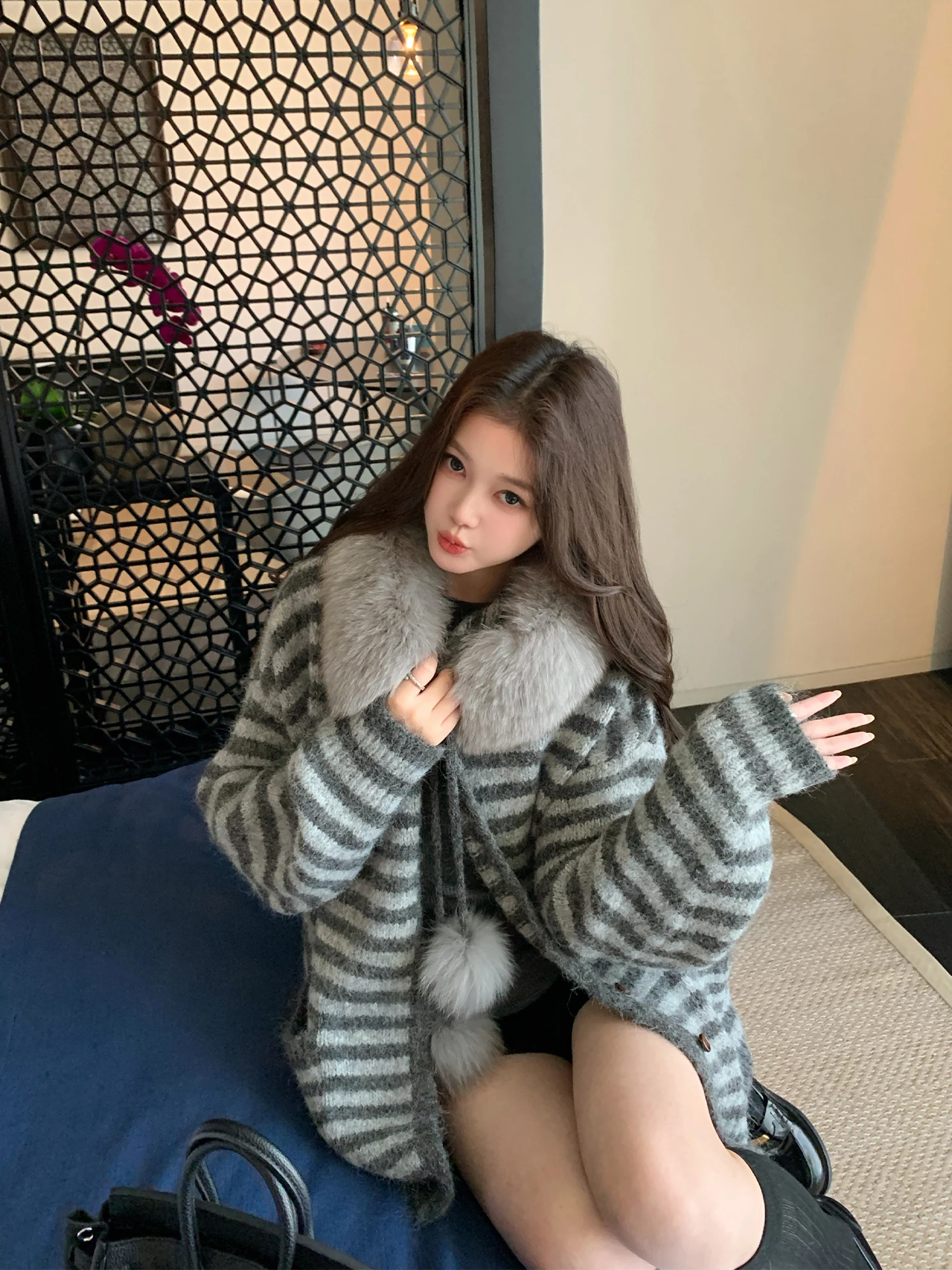 

Daisy Autumn Winter Knitted Open Cardigan Fur Collar Loose Lazy Stripe Color Blo Polyester Acrylic Wool Blend Long Sve Coat