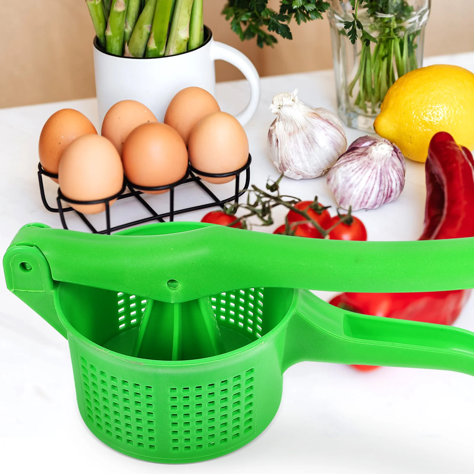 

Hand Press Water Squeezer Vegetable Extractor Dryer Food Household Wring Remover