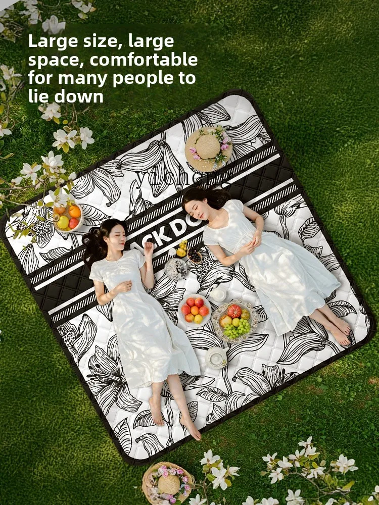 

LSL Ultrasonic Picnic Mat Moisture-Proof Mat Thickened Foldable Beach Lawn Spring Outing Camping Cushion