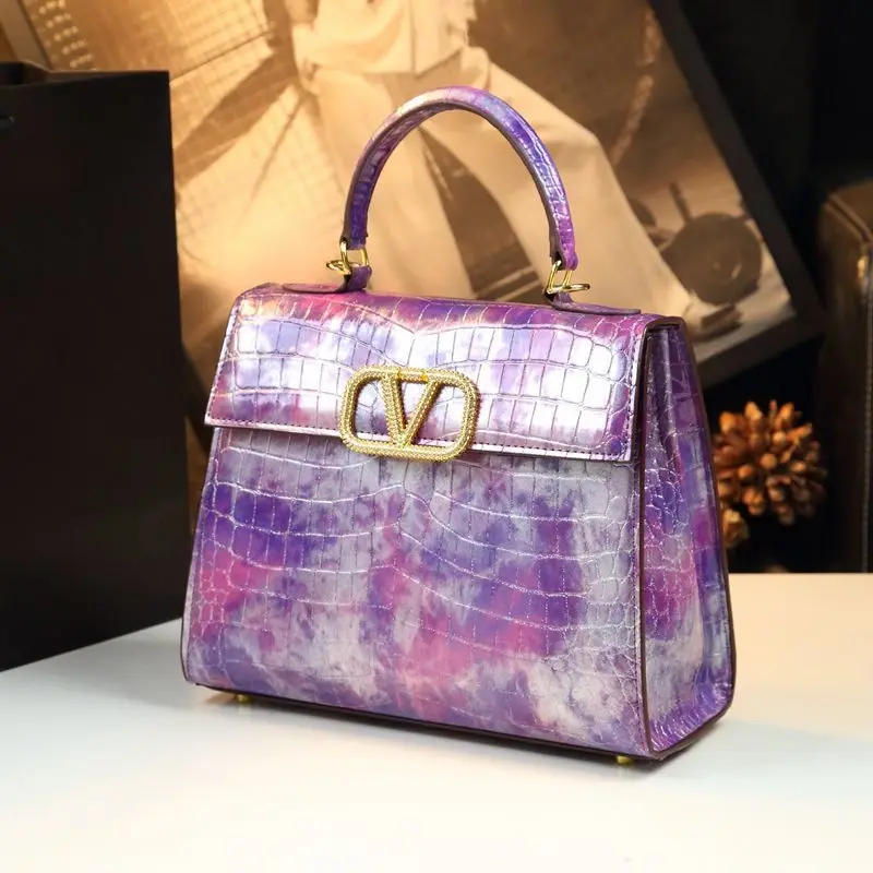 

Chic Luxury Diaper Bag For Women Elegant Crossbody Bag Designer Leather Tote Minimalist Vintage With Ample Interior Space