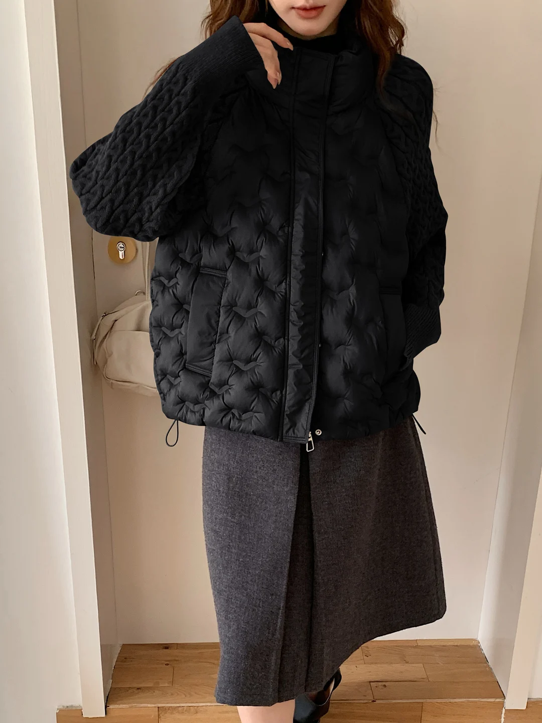 Winter New Style Short Thickened Knitted Cotton Jacket Women's Comfortable Warm Coat Casual Loose Fit Zipper Closure Pure Color