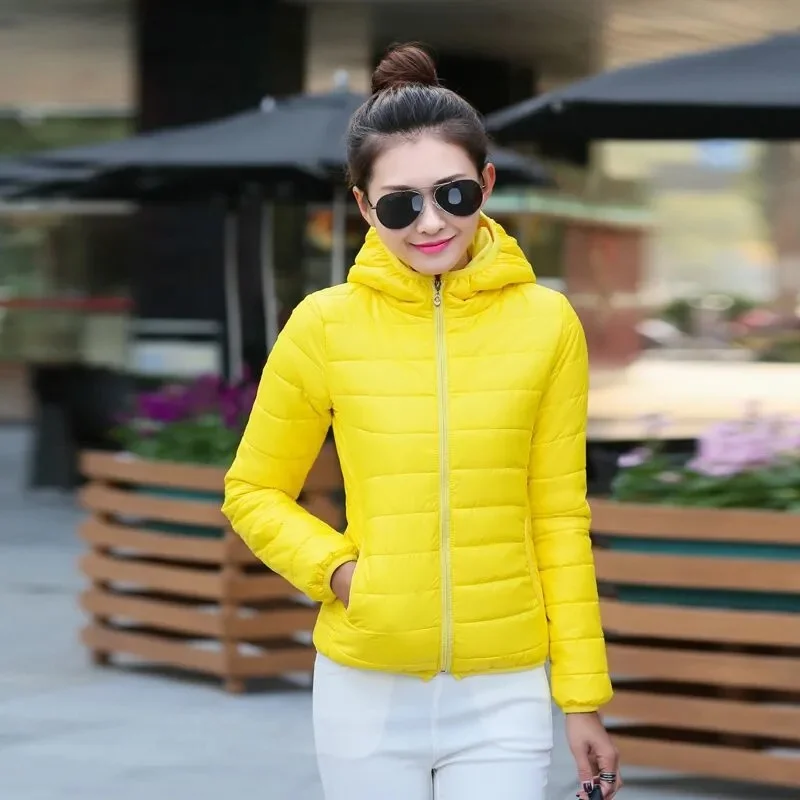 2024 New Women\'s Jacket Lightweight Water-Resistant Packable Hooded Jackets Autumn Winter Puffer Warm Female Down Coats Tops