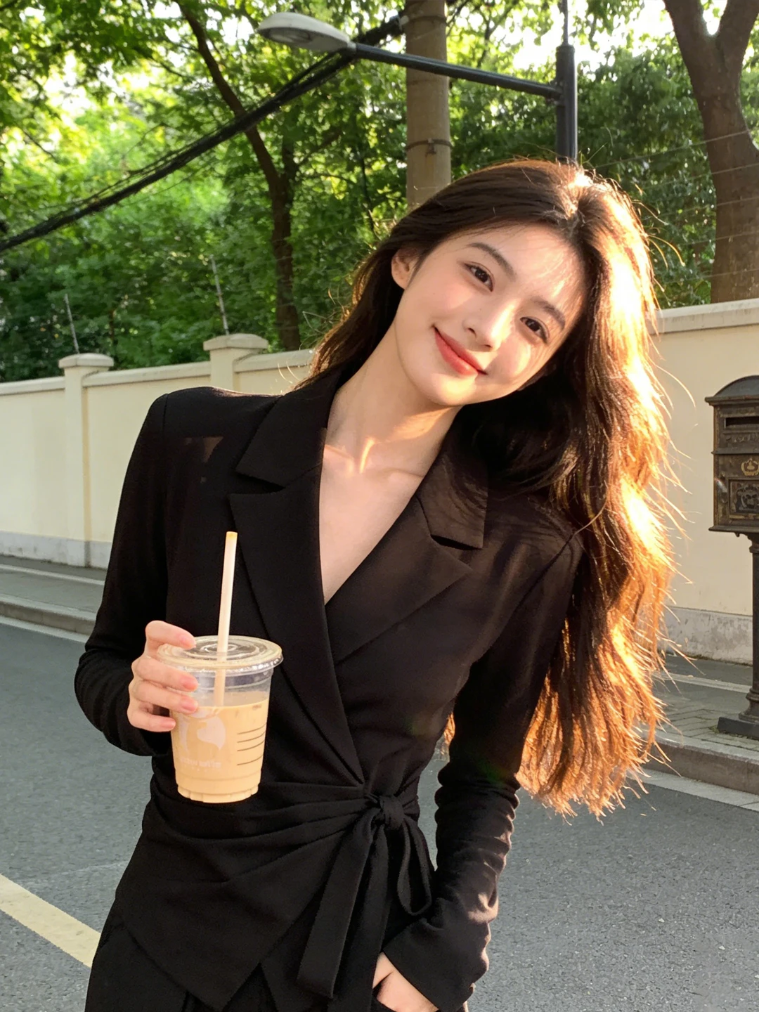 

Элегантный черный костюм с V-образным вырезом и завязками по бокам, с длинными рукавами, для женщин, удобный для работы, в корейском стиле, офисная одежда, весенняя новинка