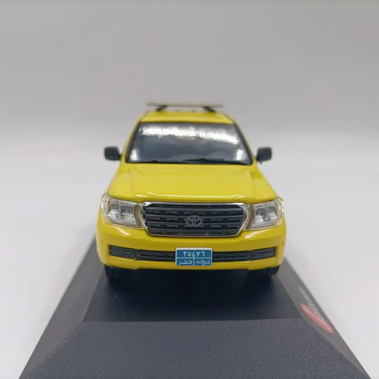 Diecast escala 1:43 toyota land cruiser 200 2009 qatar motor de bombeiros liga modelo de carro brinquedo colecionável presente lembrança exibição ornamento