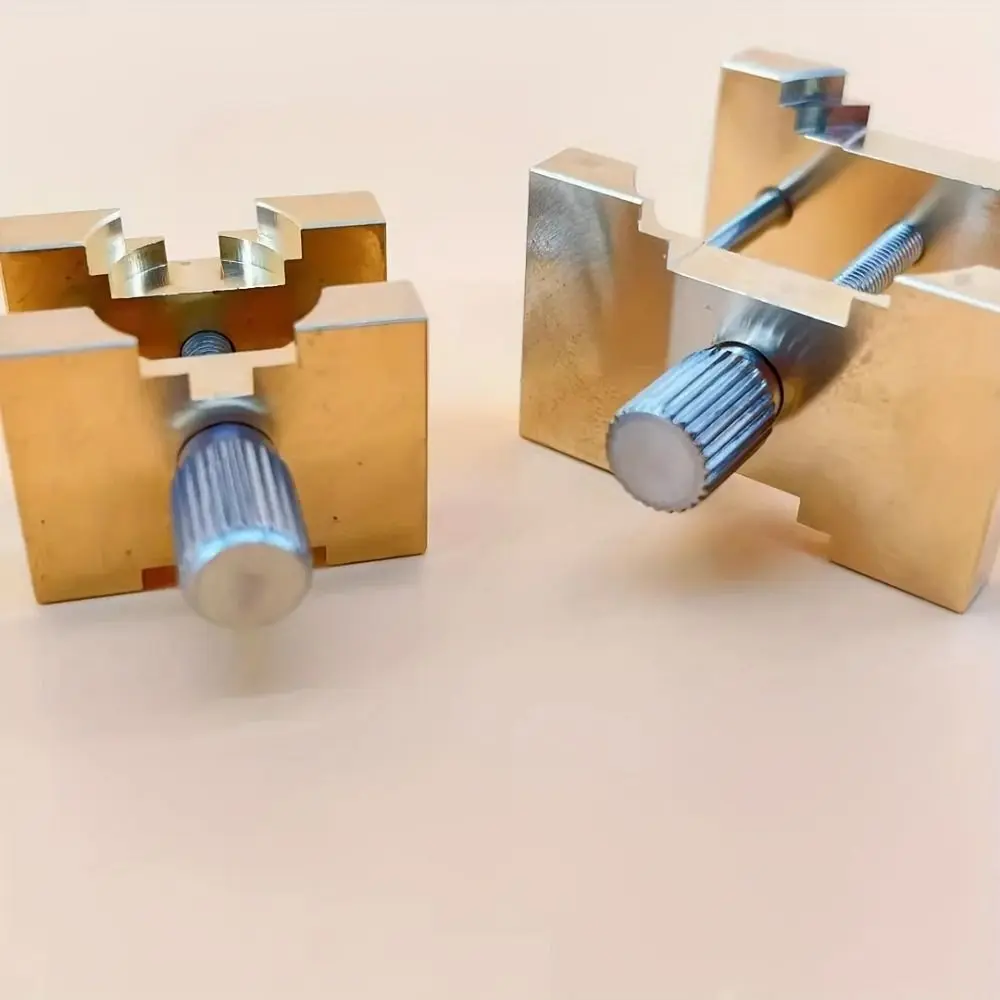 

Многофункциональный держатель для часовых механизмов, универсальный зажим для механизмов, инструменты для ремонта из латуни, инструменты для ремонта часов