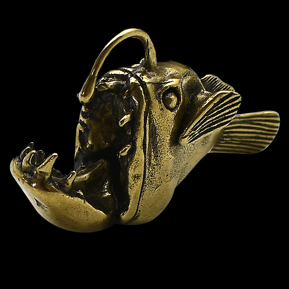

Vintage Brass Anglerfish Figurine Deep Sea Lantern Fish Statue Retro Metal Ocean Animal Desk Decor Collectible Home Office Gift