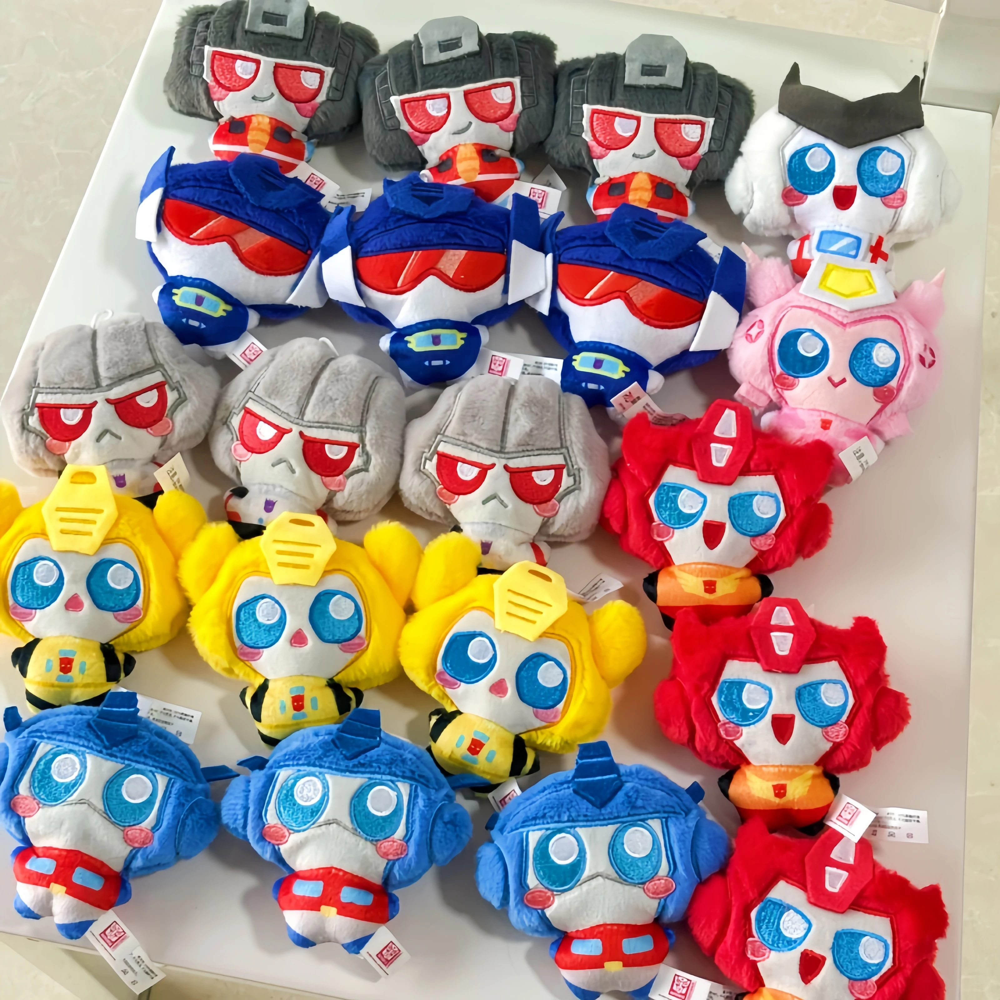 

Новая случайная игрушка Eaki Transformation Optimus Shockwave слепая коробка, милое украшение стола, модель игрушки для фанатов, сюрприз, игрушки на день рождения, подарки