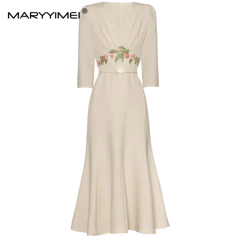 

MARYYIMEI New Fashion Women's 2024 Spring New V-Neck Three-Quarter Sleeve Nail Beads Lace-Up High-Waisted Hip Wrap Dress