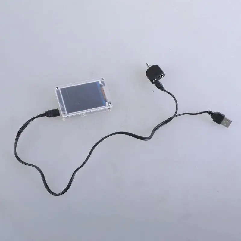 P82E شاشة LCD متعددة الوظائف مع ميزات تصور طيف الموسيقى الديناميكي مناسبة للاستوديوهات والصوت المنزلي