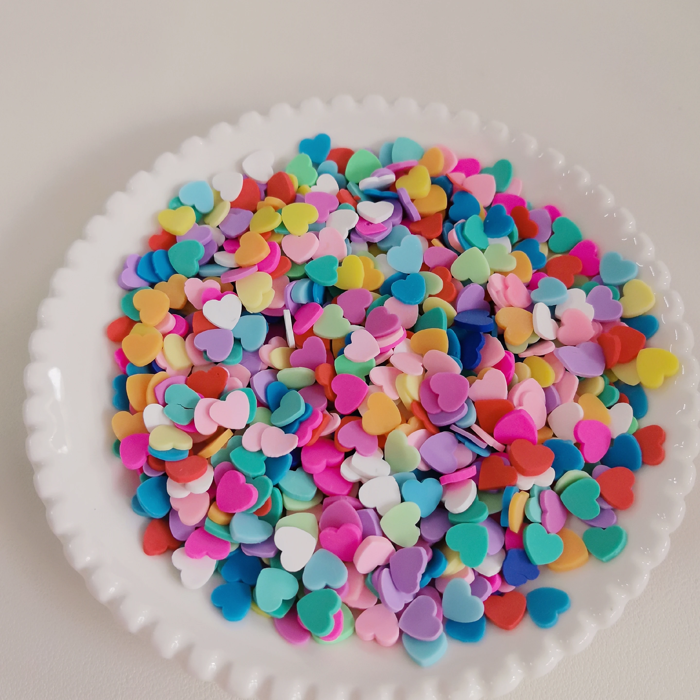 50/100g PolymerlkWholesale 8*9MM Rainbow Color Polymer Clay Heart Sprinkles Valentines Day Heart Sprinkles Assorted Cheap Bulk H