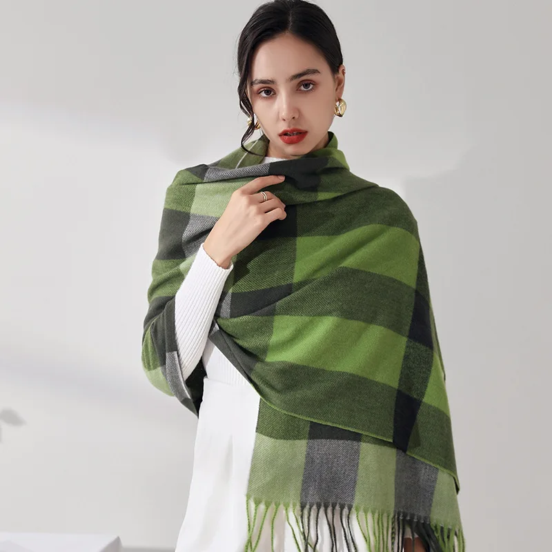 2024 New Luxury Brand Fashion Women\'s Autumn/Winter Plaid Tassel Imitation Cashmere Scarf Warm Pashmina Shawl Wholesale