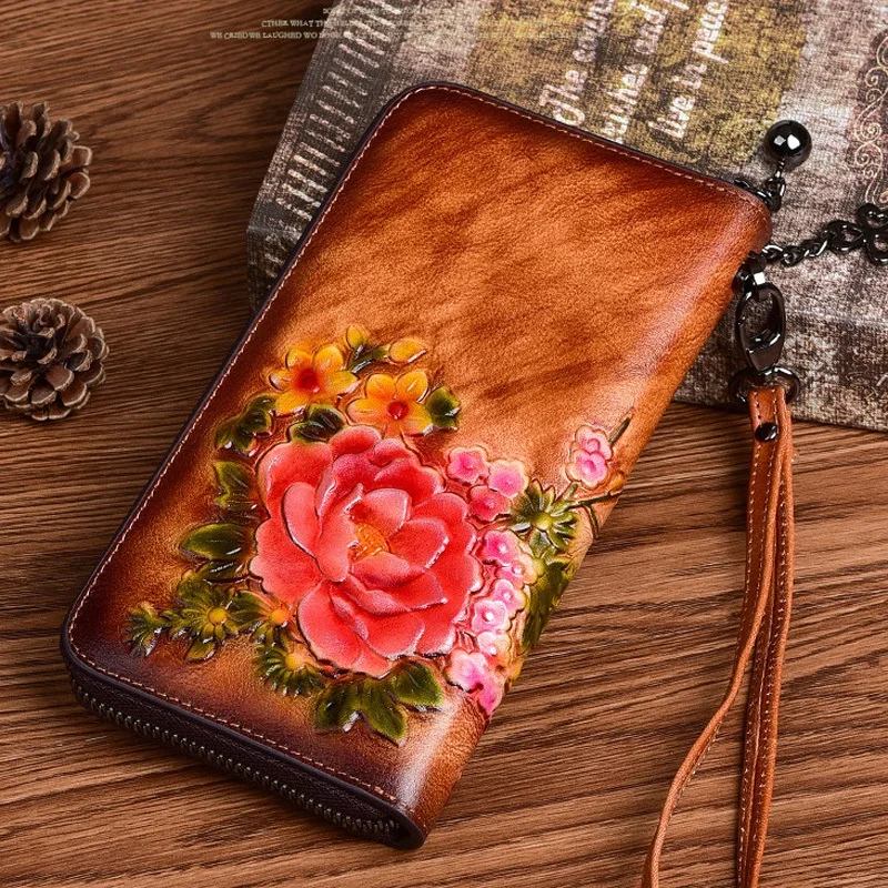 Vintage Ladies Wallet Genuine Leather Clutch Bag Retro 3D Embossed Floral Purse Woman 2024 New Handmade Real Cow Leather Wallet