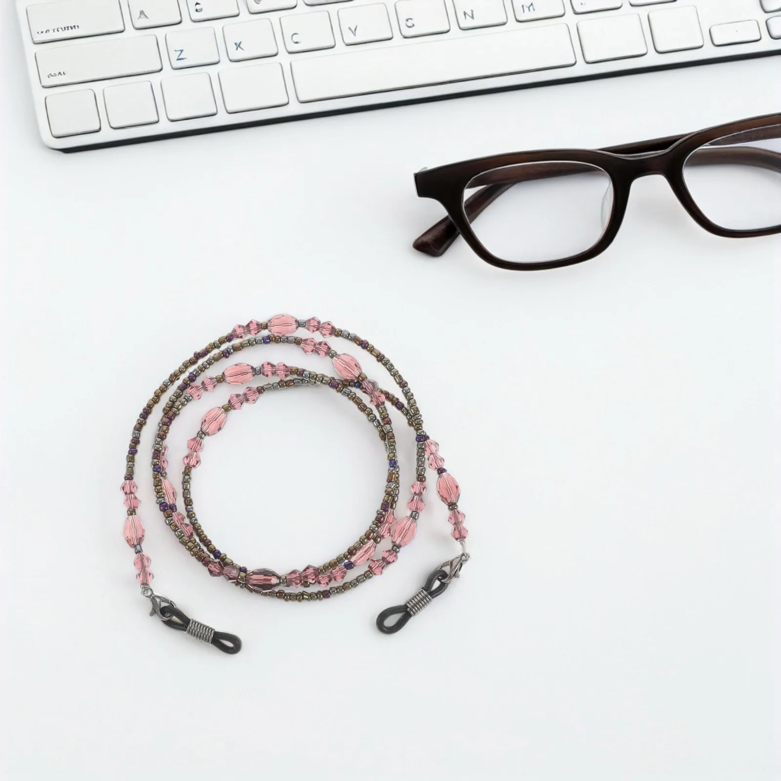 

Retro Beaded Eyeglass Chain for Women Men Anti Slip Stylish Glass Bead Necklace Sunglasses Lanyard Eyewear Accessory Lightweight