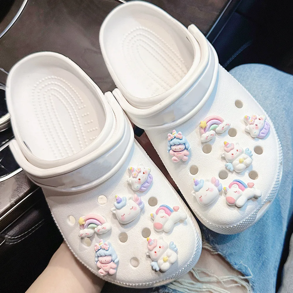 Lovely Cartoon Rainbow Pony Hole Shoe Charms Decorations Cute Unicorn Baby Shoes Buckle DIY 3D Hole Shoe Accessories