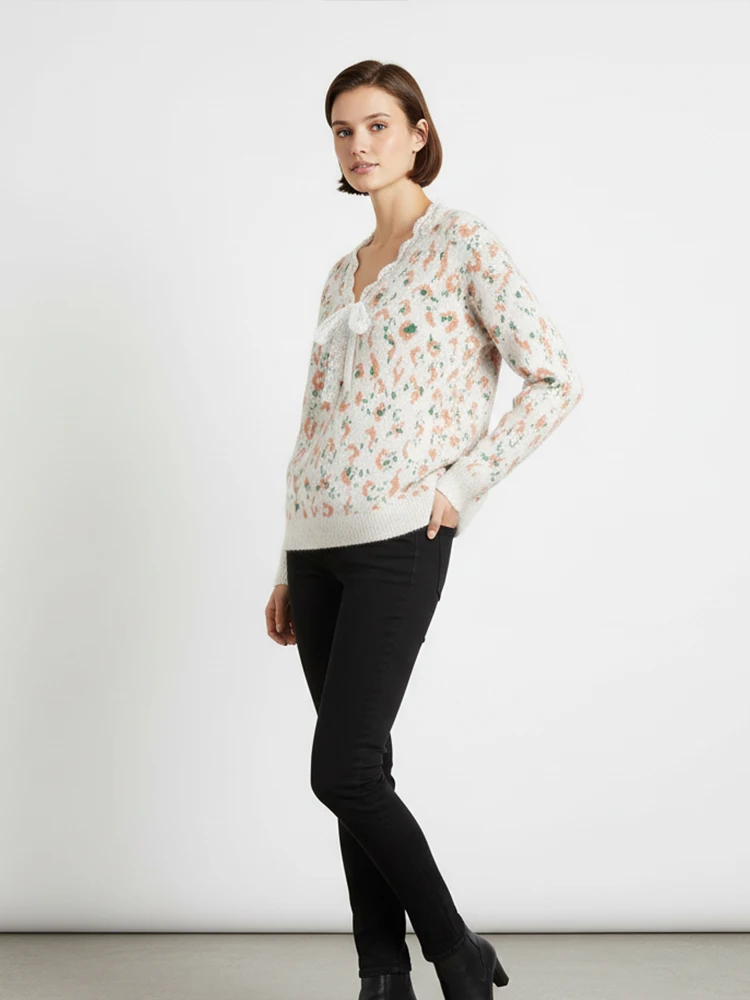 Sweter damski z dzianiny w panterkę, elegancki, z koronkowym dekoltem w serek, długie rękawy, luźny krój, na co dzień, do pracy, na jesień 2025.