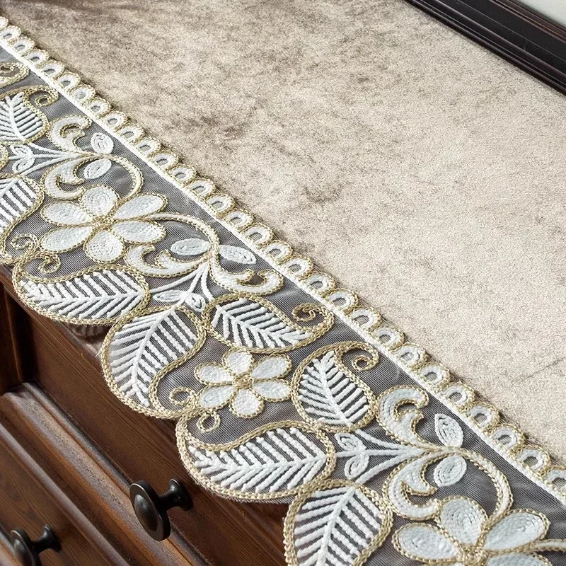 Embroidered Lace Tablecloth Table Cover Sideboard Placemat Table Runner Coffee Golden Velvet American Elegant Wedding Table Flag