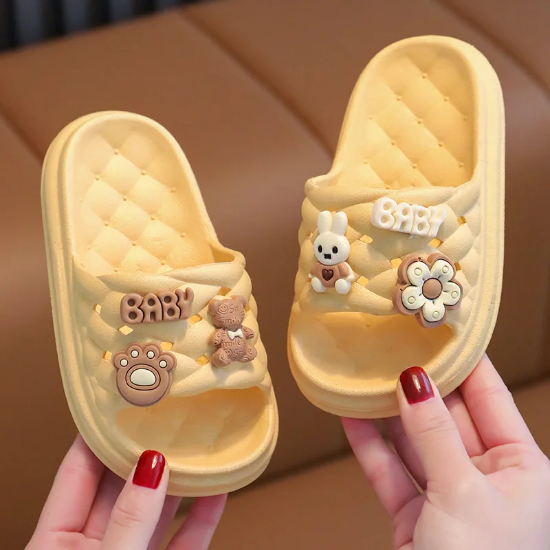 New Summer Children's Girls Slippers Cute Cartoon Bear Rabbit Soft Slippers Breathable Non-Slip Home Beach Boys Slippers Kids