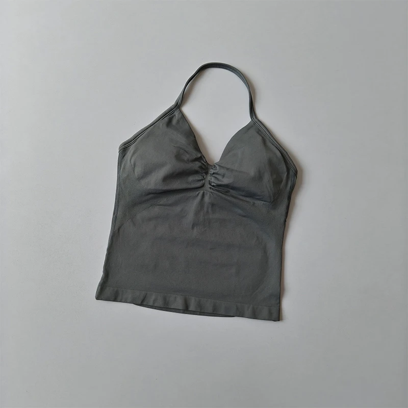 Lange, trägerlose, nahtlose Yoga-Tanktops mit gerafftem Rücken, ärmellose Fitness-Shirts mit integriertem BH, Sportbekleidung. – Detail 11