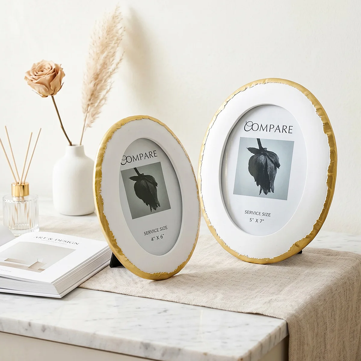 1PC, French-style white gilded frame, suitable for both tabletop display and wall hanging