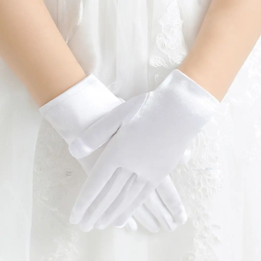 

Creative White Children's Wedding Gloves Short Elastic Etiquette Dress Gloves Glossy Satin Dance Gloves Festival