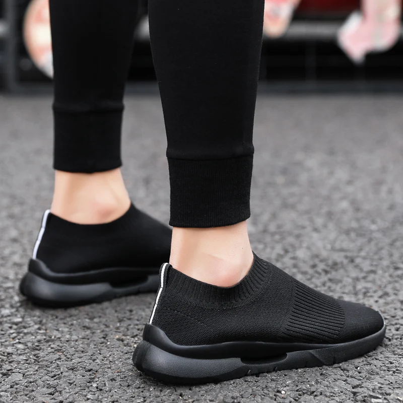 2023 New Comfortable Men Casual Shoes Comfortable Casual Shoes Couple Unisex Men Women Sock Mouth Walking Sneakers Soft Summer