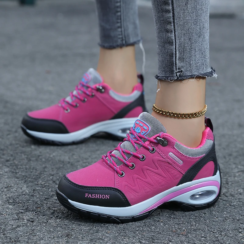 Outdoor Hiking Shoes For Women Thick Sole Height-Enhancing Shaking Shoes For Non-Slip Soft Sole Mother Shoes Casual Travel