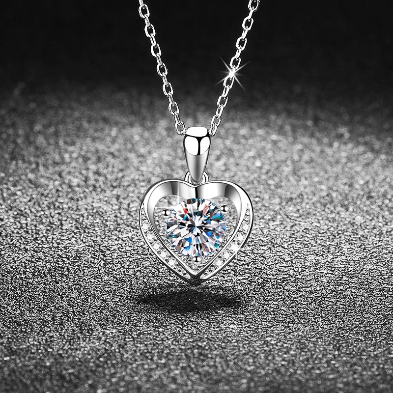 

Moissanite 1 CT D Color VVS1 Timeless Heart Necklace 925 Sterling Silver Women Symbolizing Love & Affection Diamond Cut Pendant