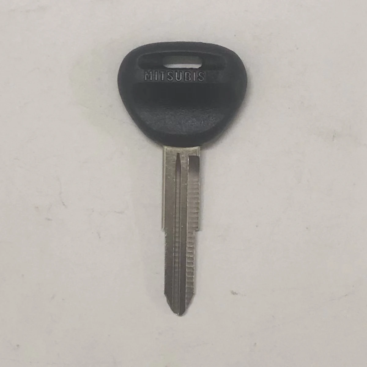 KEY BLANK SUB KEY For Mitsubishi PAJERO V30 V40 70 V90 MB543949