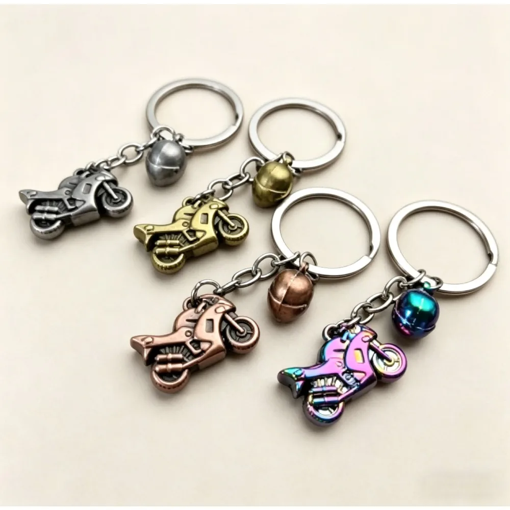 

Vintage Alloy Creativ Metal Motorcycle Model Cool Locomotive Keychain Personalized Backpack Personality Hanging pendant Gift