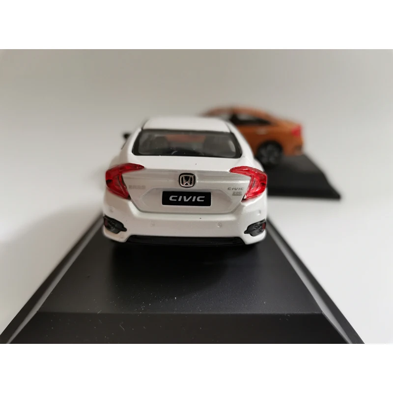 1:43 Scale 10th Gen Civic Alloy Car Model Diecast Toy Collectible Souvenir Decoration Gift Toys Cars