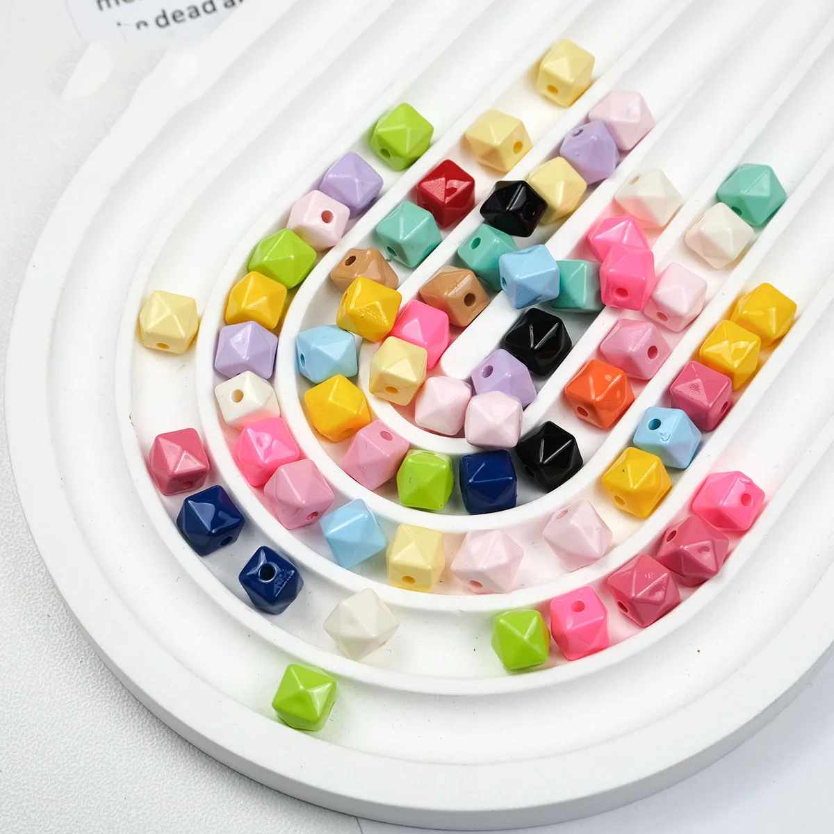 

DIY Jewelry Findings Solid Colors Facted Cube Square Acrylic Plastic Beads Fit Girls Necklace Earring Ornament 6*6mm 200pcs