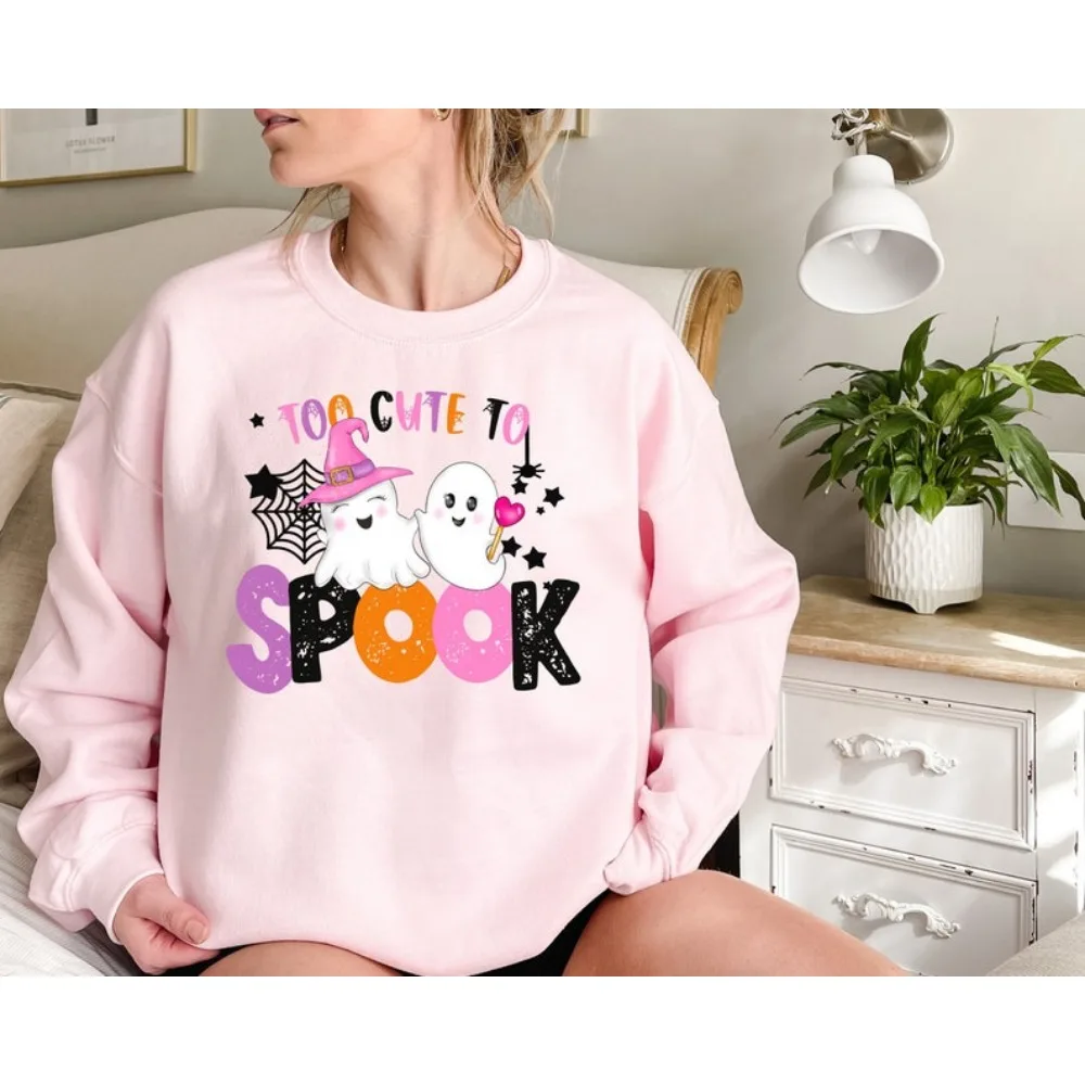 Sweatshirt gambar Halloween terlalu lucu untuk Kaos Oblong hadiah anak perempuan untuk Halloween 2024 atasan pullover Sweatshirt wanita Halloween