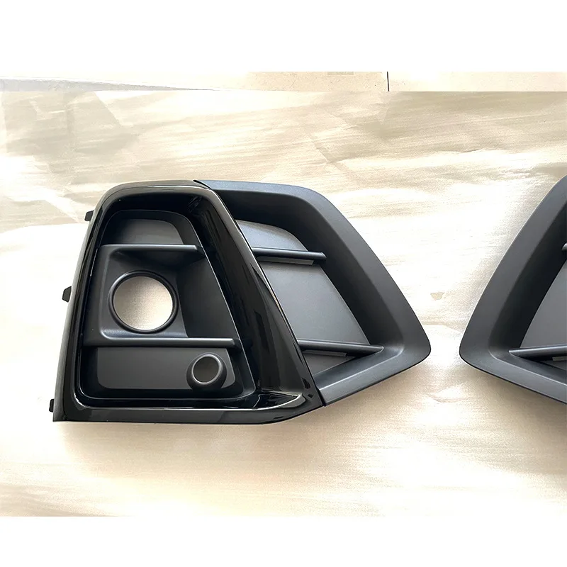 

Suitable for Audi Q5 Sline 2021-2024 SQ5 Front Bumper Fog Light Grille Cover