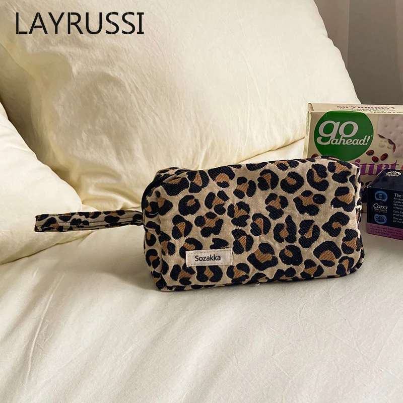 

LAYRUSSI Leopard Print Hand Carry Cosmetic Bags Women Portable Out Makeup Storage Bag Makeup Case Organizer Travel Toiletry Bag