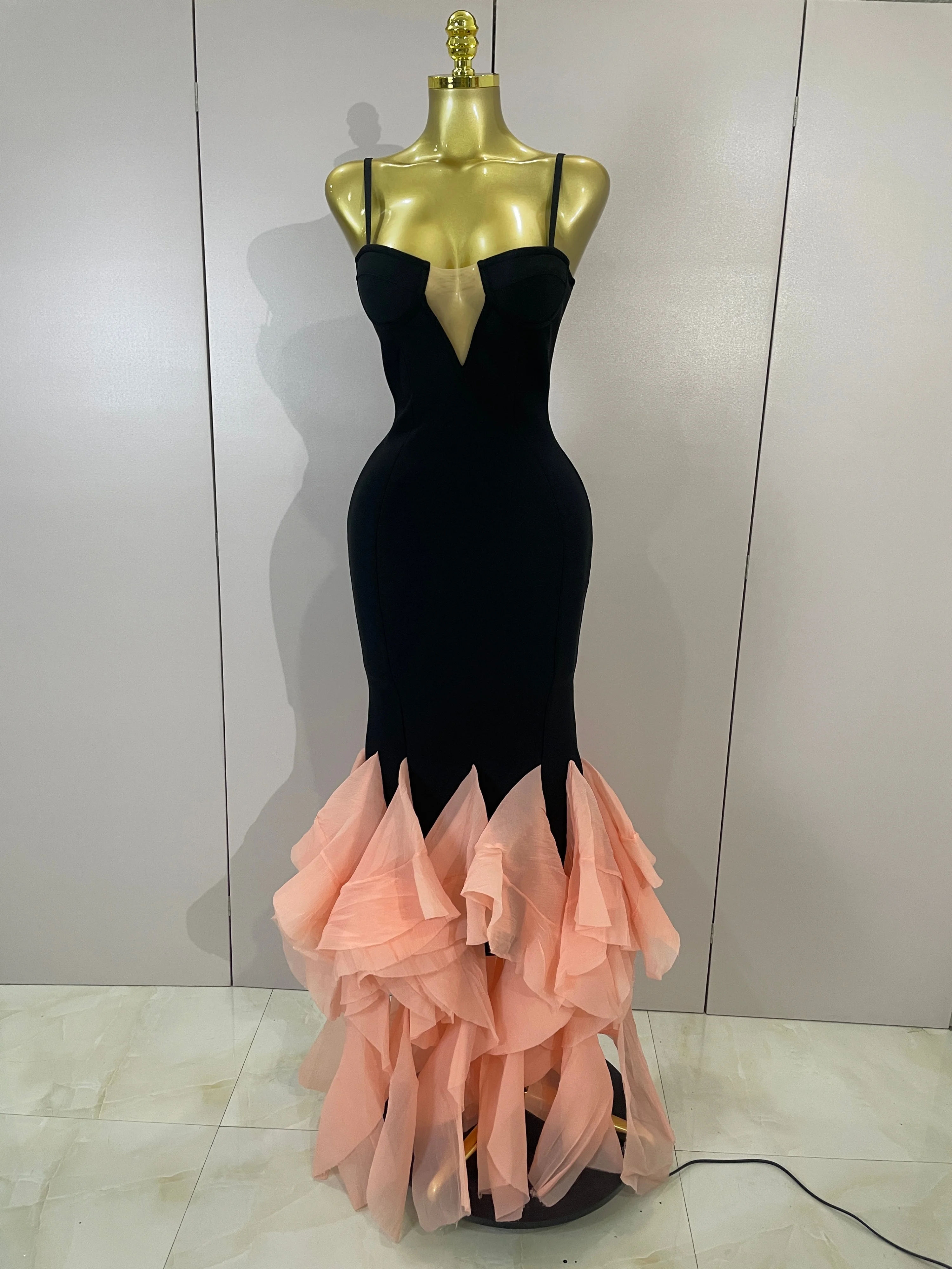 Sexy V Neck Black Bodycon Mermaid Bandage Long Dresses With Pink Ruffles Women Birthday Party Prom Gown Celebrities Eveing Dress