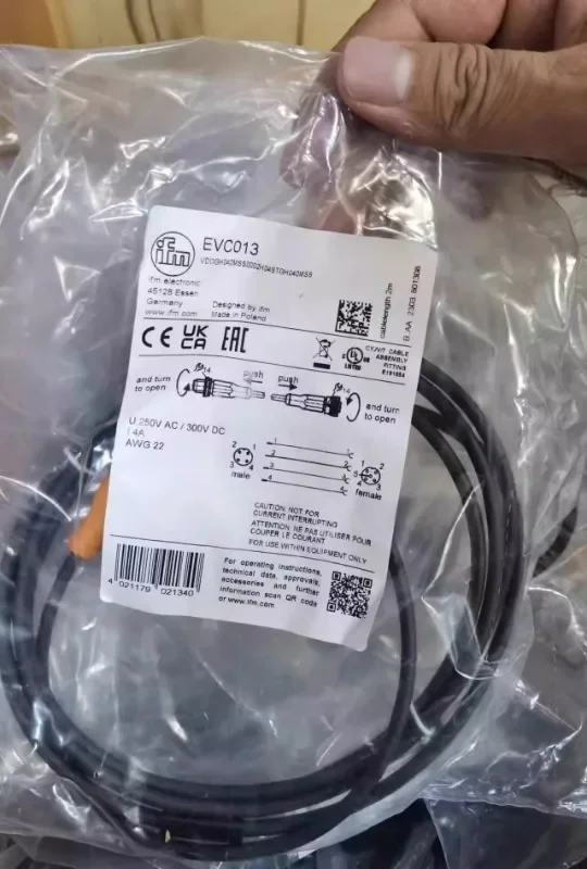 EVC010 EVC011 EVC012 EVC013 EVC014 Connection Cable in Stock