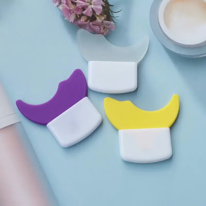 多機能シリコーンまつげアイライナーバッフルアイシャドウアイライナー補助初心者用再利用可能なメイクアップツール口紅描画補助