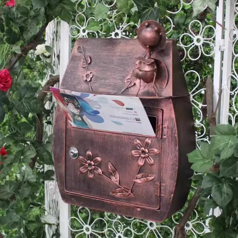 ‌Vintage Iron Mailbox, Rustic Wall Mounted Letter Box, Antique Villa Postbox, Garden Decorative Hanging Mail Holder