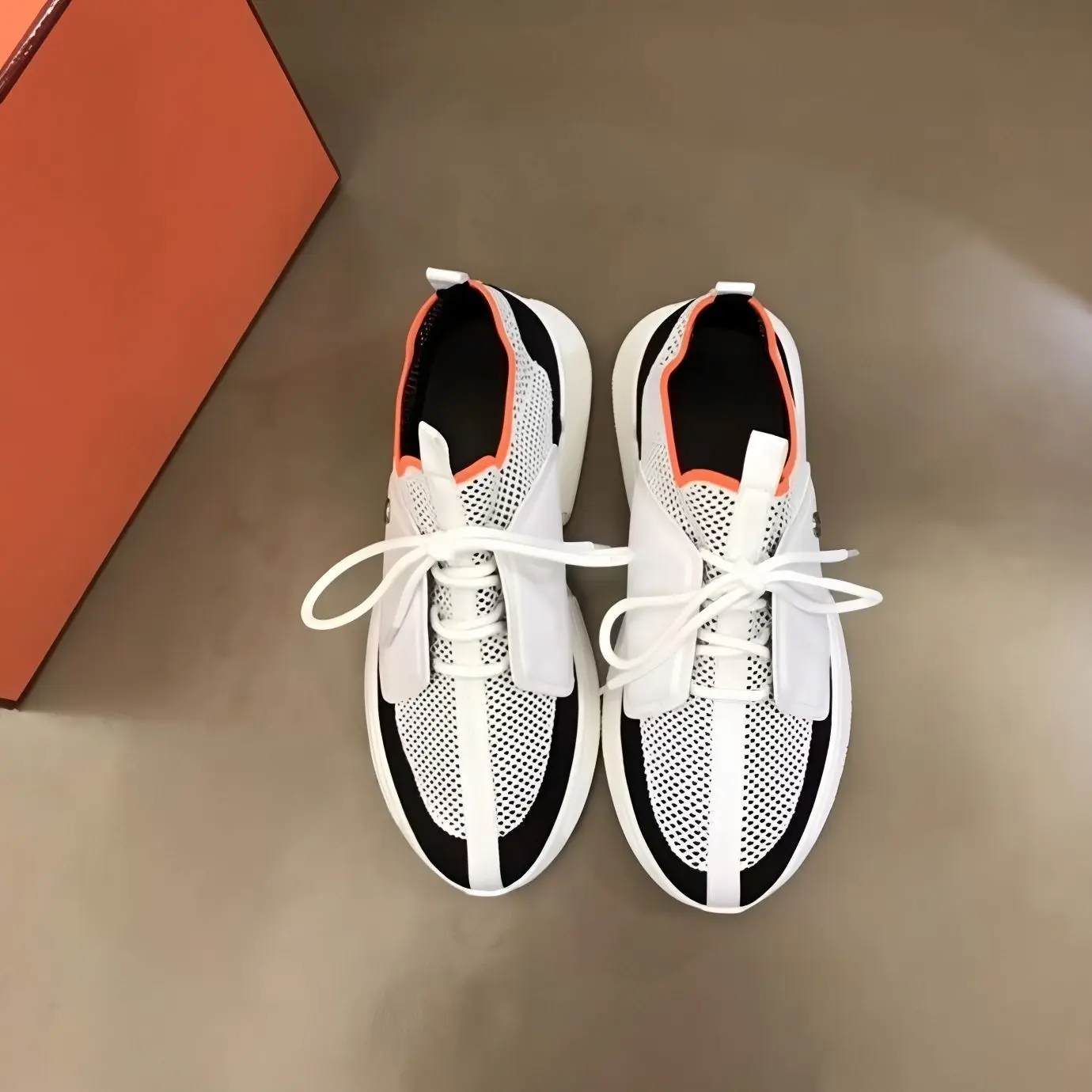 Unisex Streetwear Platform Sneakers Mesh & Faux Leather Splicing Lightweight Lace-up Sport Shoes