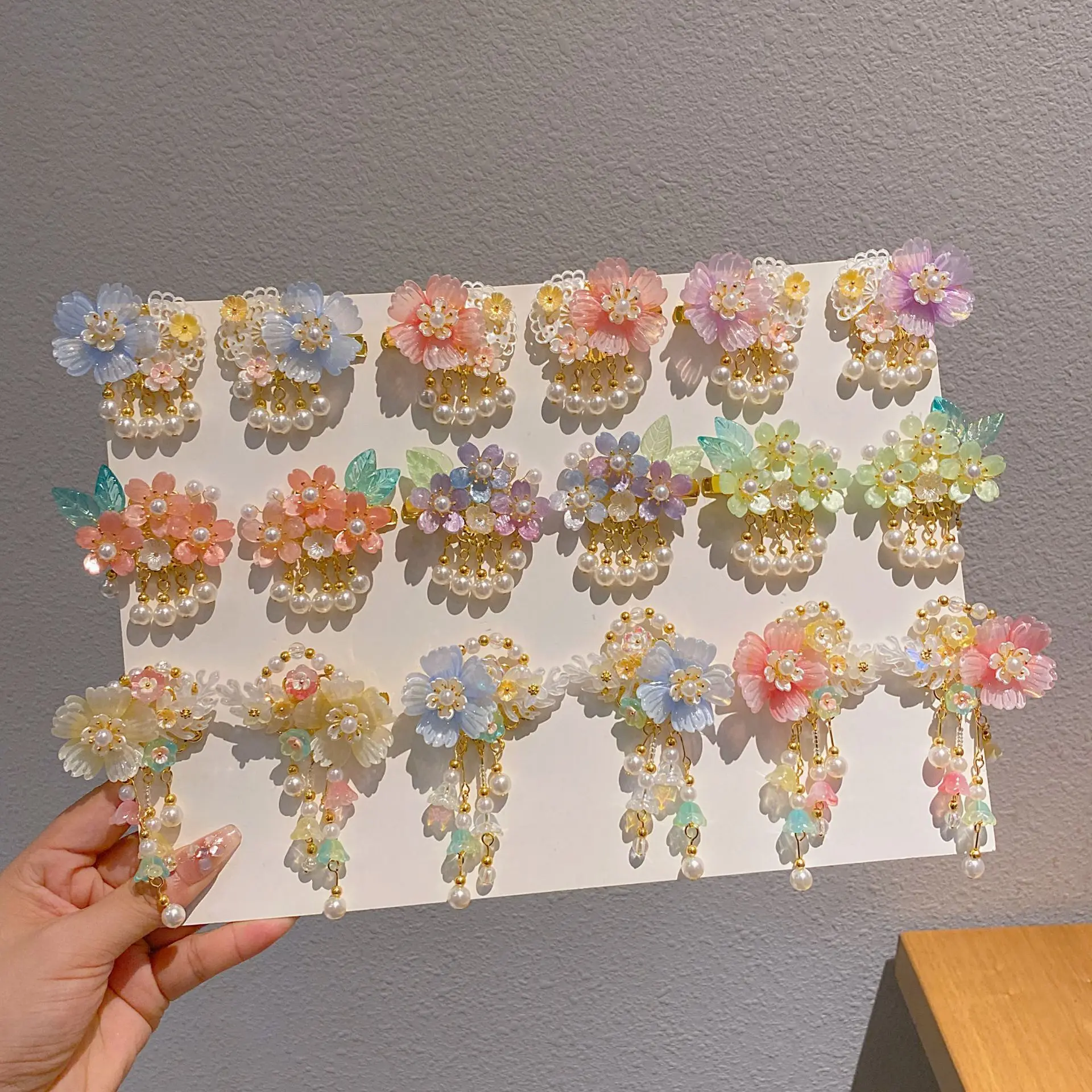 

Hanfu Accessories: Children's Headwear, Traditional-Style Tassel Hair Accessories for Little Girls, Flower Hair Clips