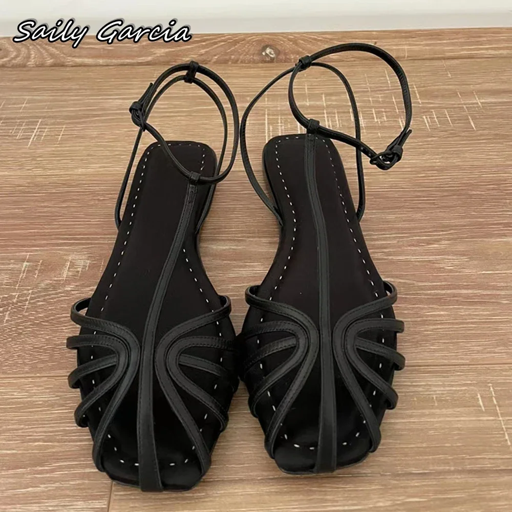 

Retro Ankle Belt Buckle Strap Roman Style Sexy Sandals 2025 New Fashion All-Match Casual Flats Square Toe Women Breathable Shoes