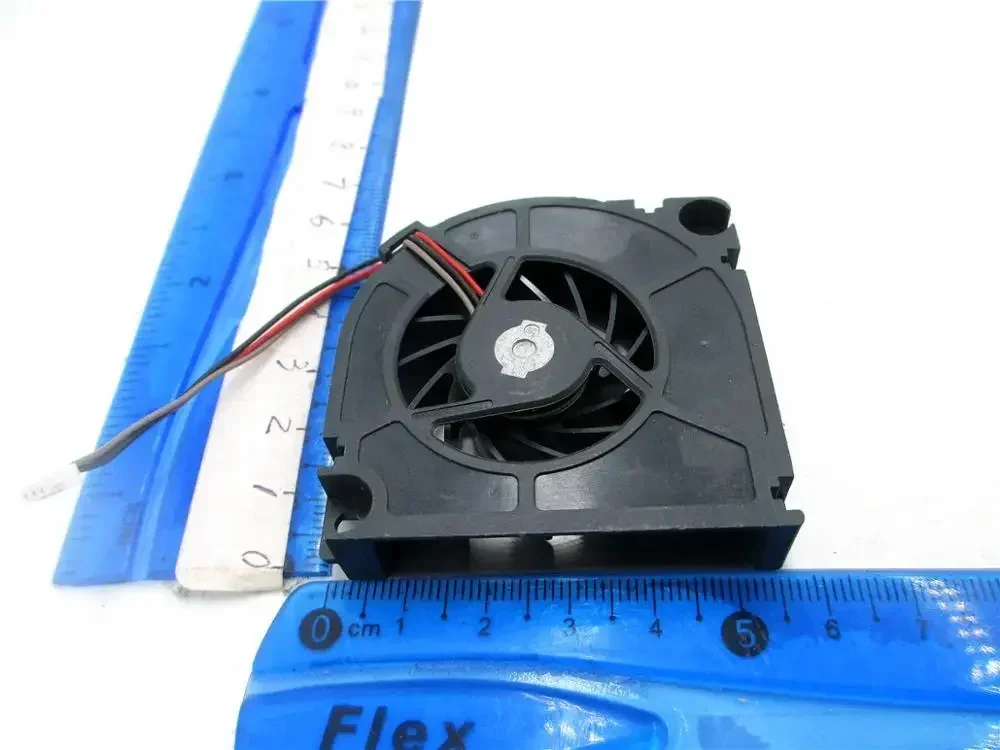 

Вентилятор охлаждения DC 5V 55x55x10 мм для Toshiba Tecra A2 GDM610000187 MCF-TS5510M05 0.2A UDQFC55E2CT0 0.24A GDM610000177 55X55X12MM